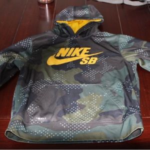 Nike SB Boys Large Hoodie